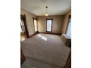 439 S Ludington St, Columbus, WI 53925