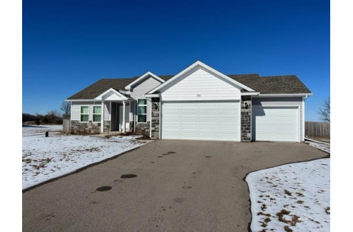 W792 Sandtrap Terr, Brodhead, WI 53520