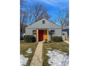 2938 Bluff St Madison, WI 53705