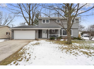 1202 Bay Ridge Rd Madison, WI 53716