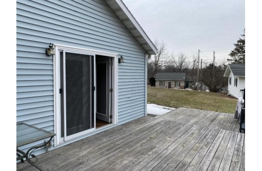 511 7th St, Mineral Point, WI 53565