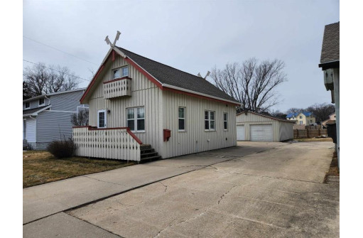 508 N Main St, Edgerton, WI 53534