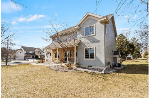 4402 Iris Ct, Middleton, WI 53562