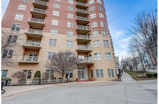 360 W Washington Ave 805, Madison, WI 53703