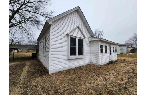 111 N Ohio St, Muscoda, WI 53573