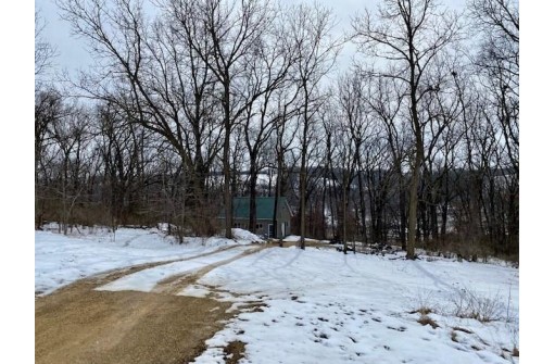 4030 Deer Brook Ln, Blanchardville, WI 53516