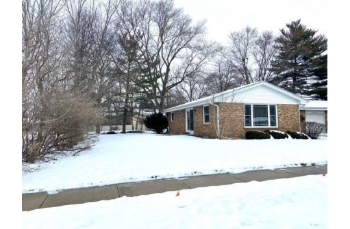 1717 Wesley Ave 1, Janesville, WI 53545