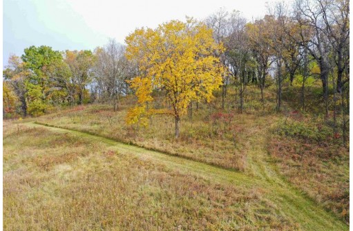 5.95 ACRES Hwy 92, Mount Horeb, WI 53572