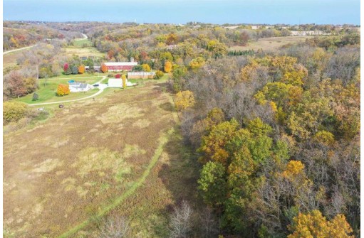 5.95 ACRES Hwy 92, Mount Horeb, WI 53572