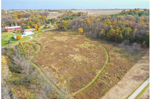 5.95 ACRES Hwy 92, Mount Horeb, WI 53572