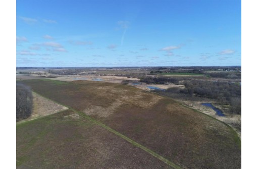 114.93 AC W Plymouth Church Rd, Janesville, WI 53548