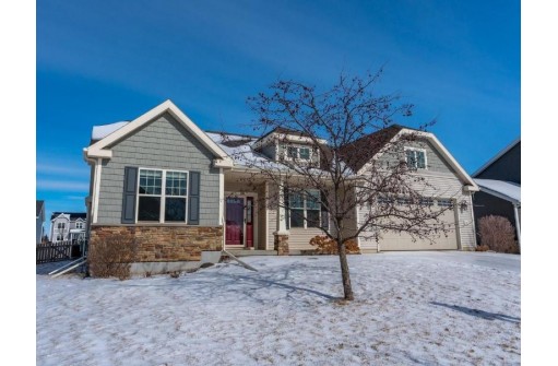 318 Chad'S Crossing, Verona, WI 53593-852