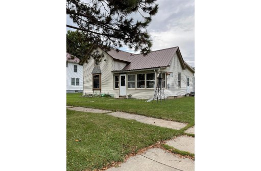 611 N Congress St, Richland Center, WI 53581