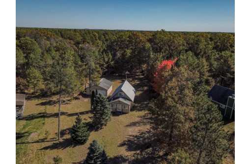 N8268 Poplar Ln, New Lisbon, WI 53950