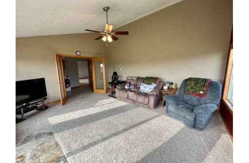 W4791 Pembridge Tr, Monroe, WI 53566