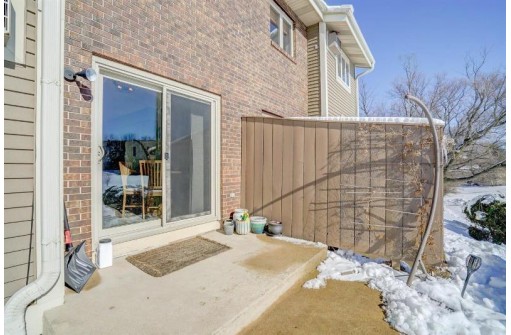 1623 Mckenna Blvd, Madison, WI 53711