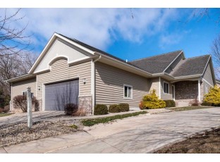 5012 Mirandy Rose Ct Middleton, WI 53562