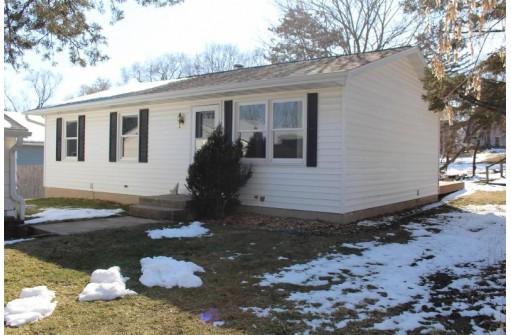 410 Market St, DeForest, WI 53532