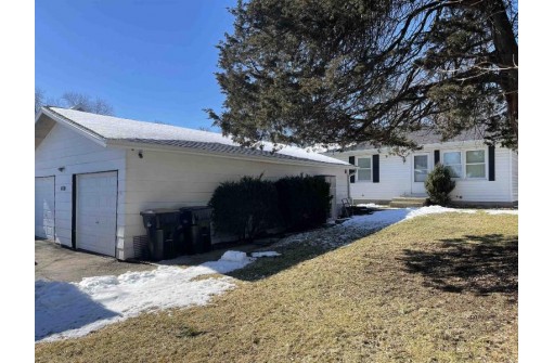 410 Market St, DeForest, WI 53532