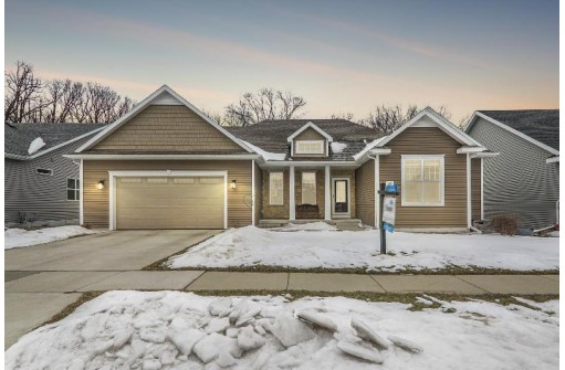 1162 Twisted Branch Way, Sun Prairie, WI 53590