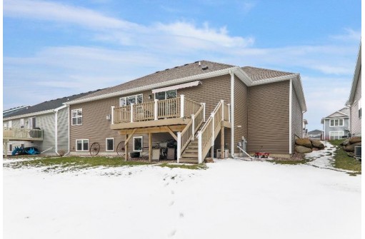 1162 Twisted Branch Way, Sun Prairie, WI 53590