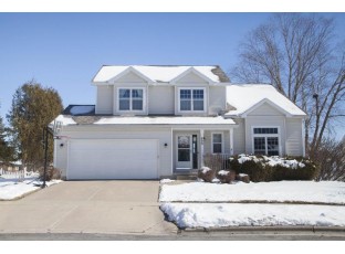 605 Augusta Dr Waunakee, WI 53597