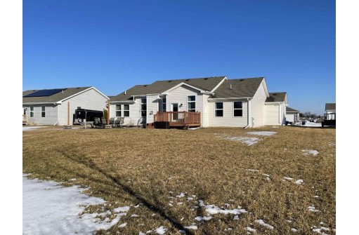 2830 Kells Way, Janesville, WI 53546