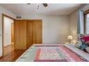 17 Holt Pl, Madison, WI 53719