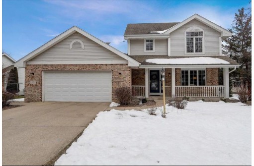 17 Holt Pl, Madison, WI 53719