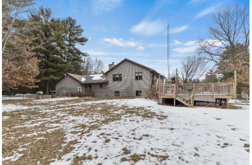 N9875 Pine Aire Dr, Wisconsin Dells, WI 53965