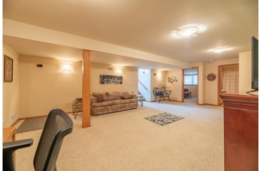 3057 Viking Pass, Sun Prairie, WI 53590