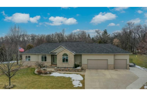 3057 Viking Pass, Sun Prairie, WI 53590