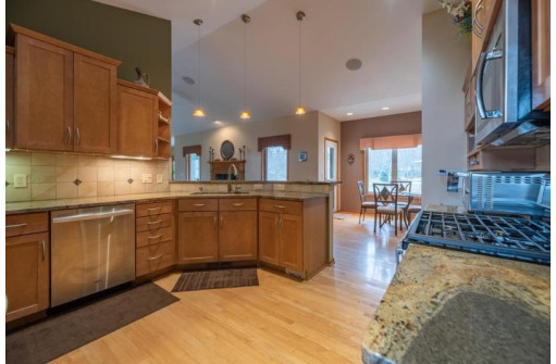 3057 Viking Pass, Sun Prairie, WI 53590