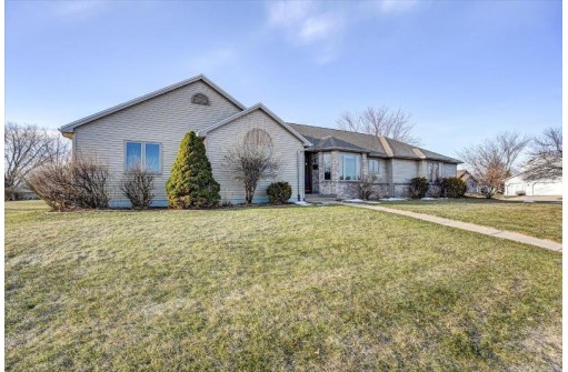 501 Yorktown Rd, DeForest, WI 53532