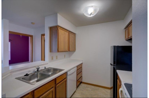 1629 Kings Mill Way 309, Madison, WI 53718