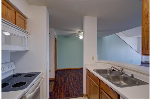 1629 Kings Mill Way 309, Madison, WI 53718