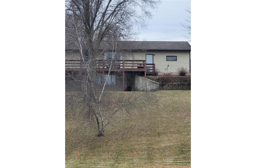 115 Vista Pl, Boscobel, WI 53805-1810