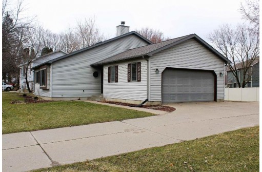 1711 Bow St, Tomah, WI 54660