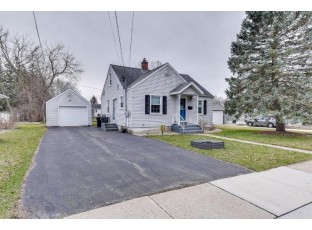 811 W South St Stoughton, WI 53589