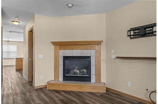 1199 St Albert The Great Ct, Sun Prairie, WI 53590