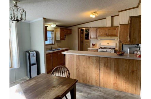 N8232 Stoney Point Rd, Beaver Dam, WI 53916