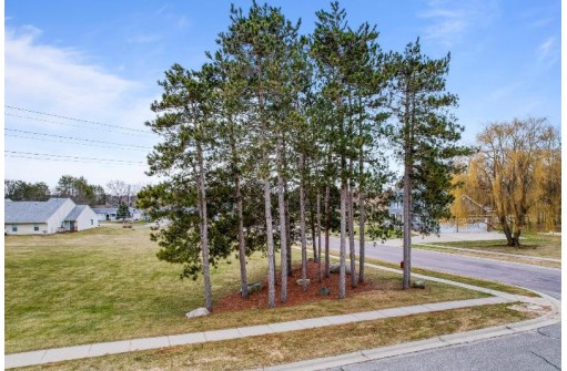 LOT 1 Clemens Ct, Portage, WI 53901