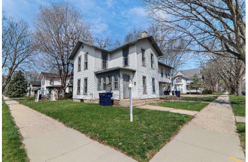 203 N Washington Street, Janesville, WI 53545