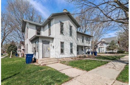 203 N Washington Street, Janesville, WI 53545