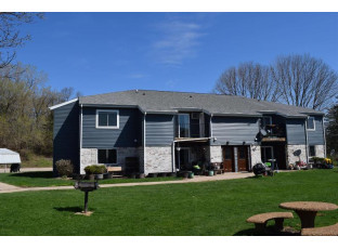 206 Whispering Pines Way Fitchburg, WI 53713