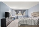 7121 Gladstone Dr, Madison, WI 53719