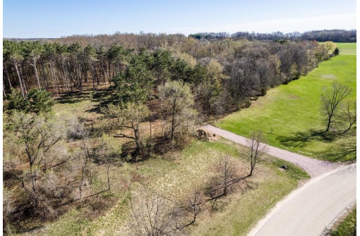 LOT 2 Wynsong Dr, Baraboo, WI 53913