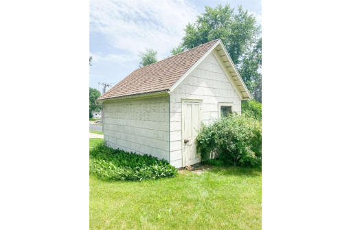 300 Laurel St, Reedsburg, WI 53959