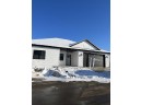 200 Bonnie Ln, Belleville, WI 53508