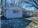 211 Edison Ave, Janesville, WI 53546